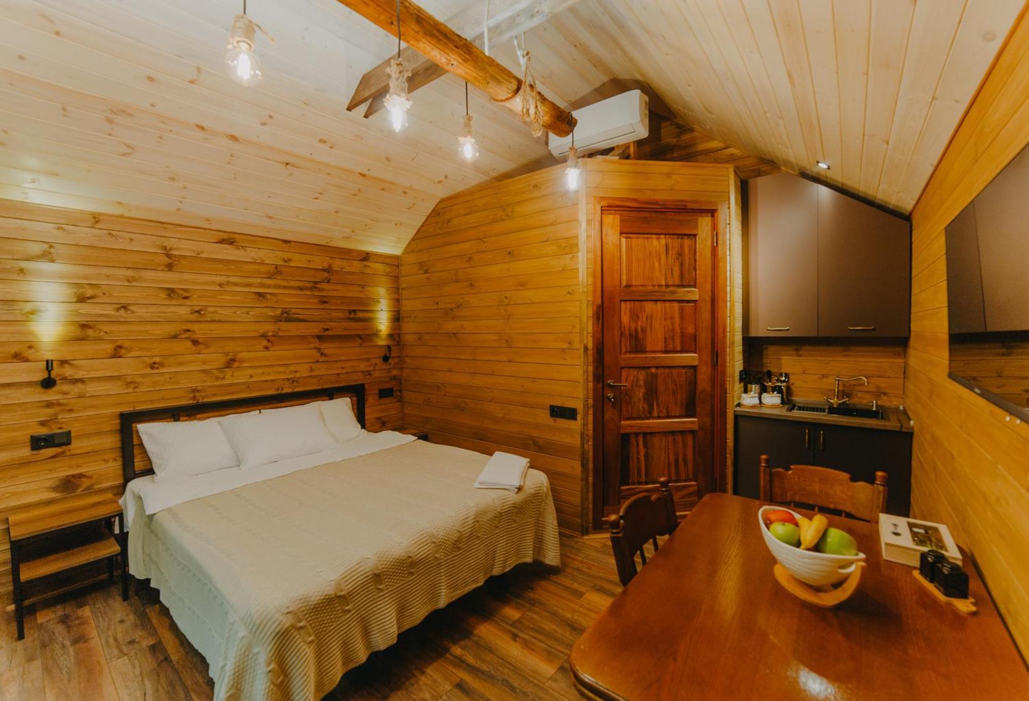 Wanderholic Hotel Telavi Exterior foto