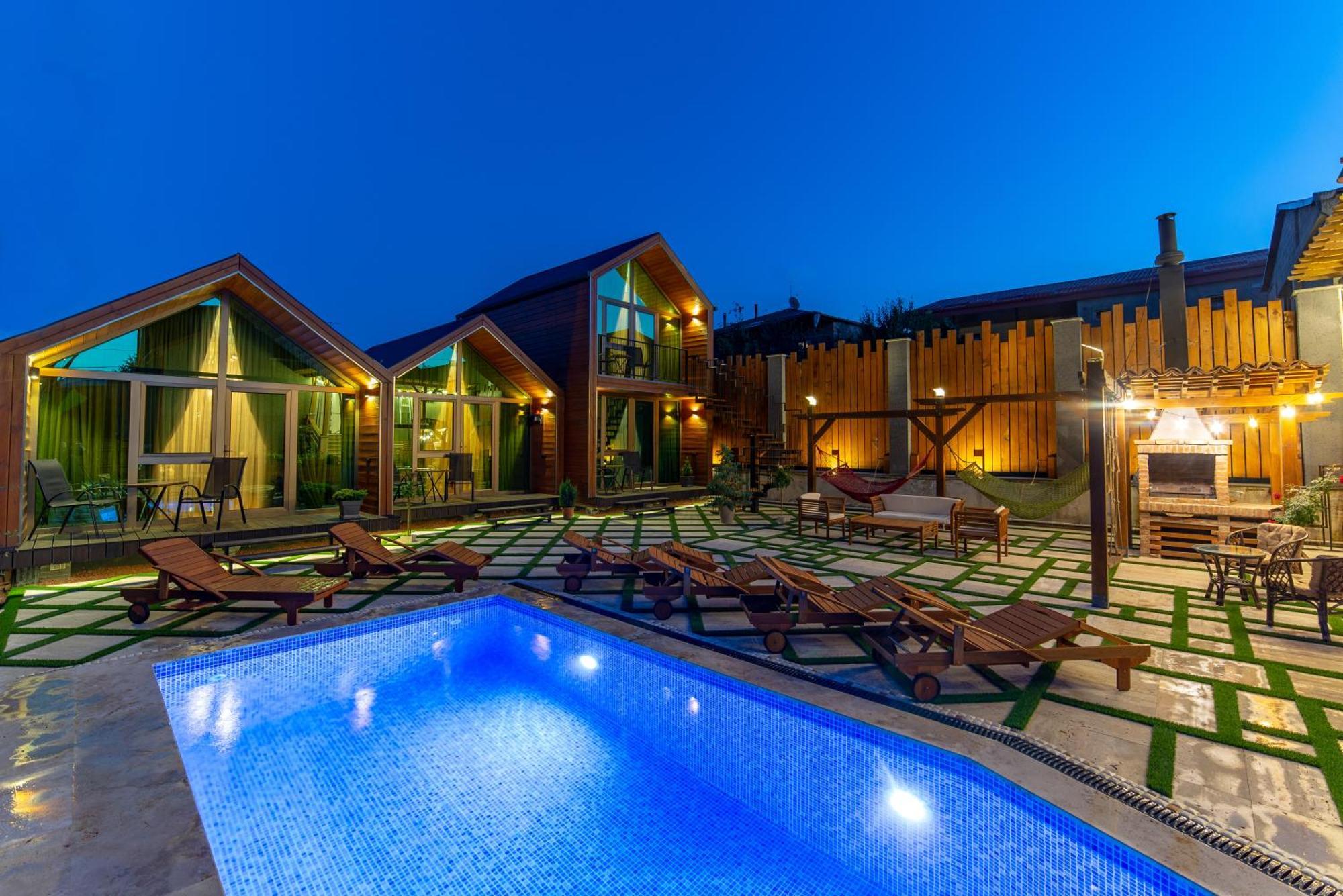 Wanderholic Hotel Telavi Exterior foto