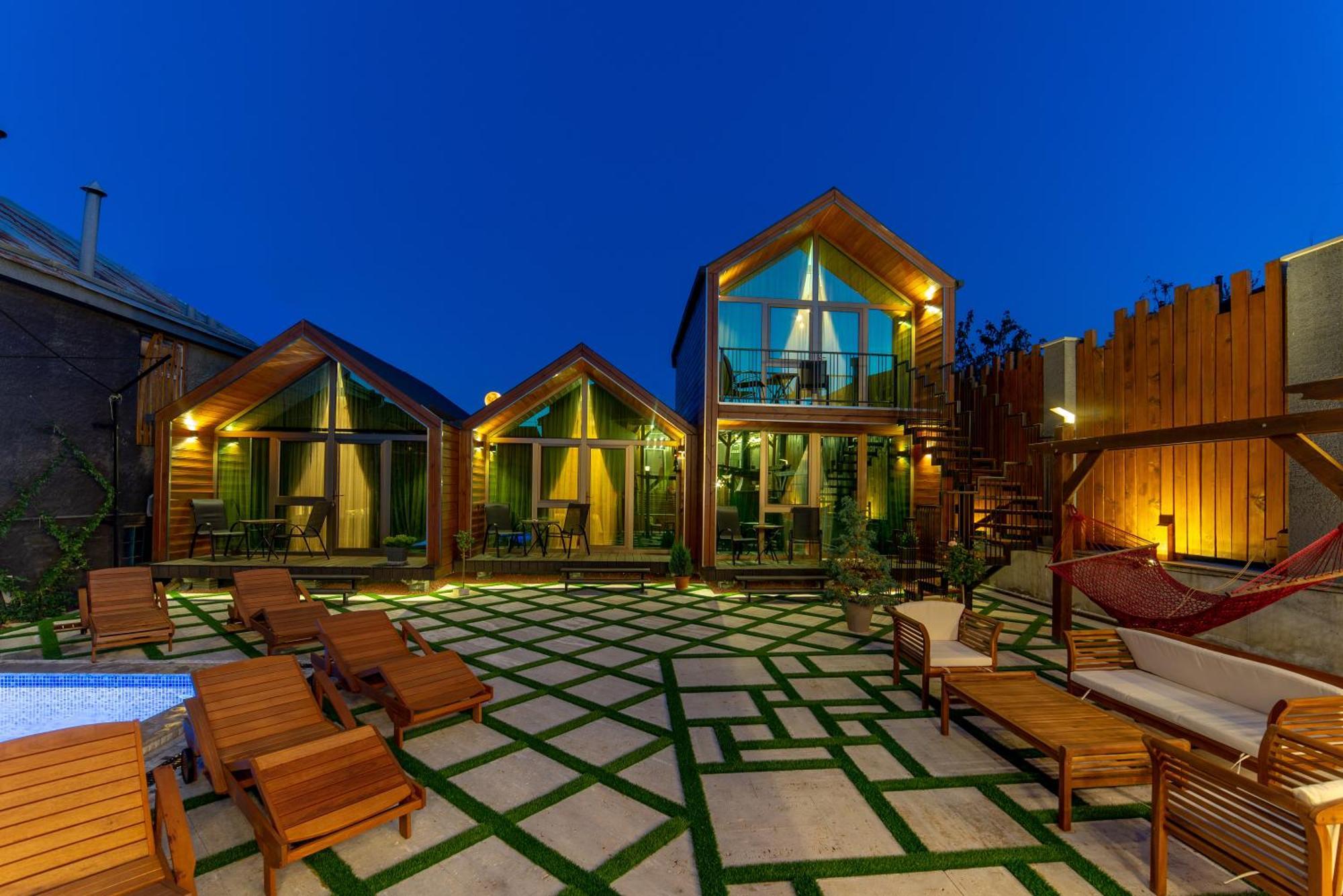 Wanderholic Hotel Telavi Exterior foto